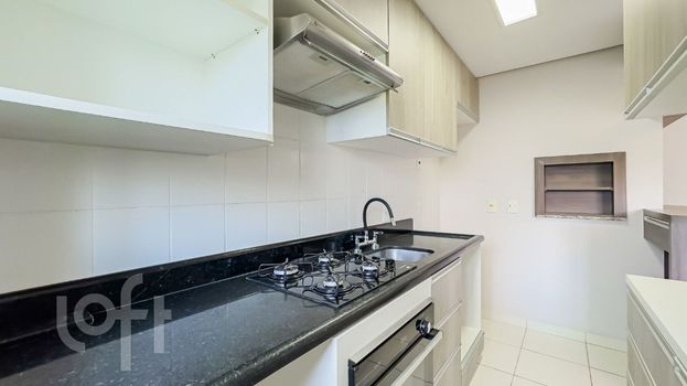 Foto 7 do(a) Apartamento de 2 quartos à venda em Jardim Carvalho, Porto Alegre