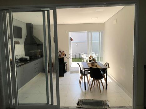 Foto 15 do(a) Casa em Condomínio false à venda em Swiss Park, Campinas