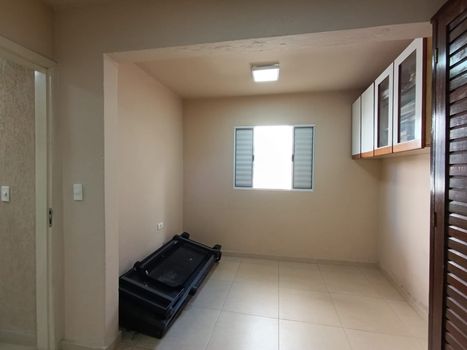 Foto 29 do(a) Casa de 3 quartos para alugar em Vila Mazzei, São Paulo