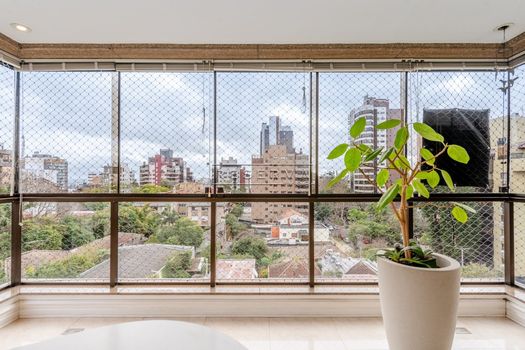 Foto 6 do(a) Apartamento de 3 quartos à venda em Mont Serrat, Porto Alegre