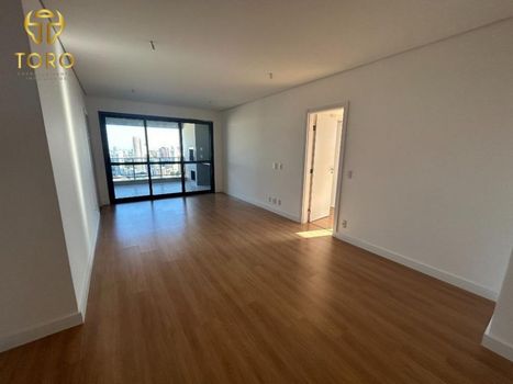 Foto 19 do(a) Apartamento de 3 quartos à venda em Zona 07, Maringá