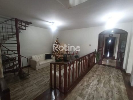 Foto 1 do(a) Casa de 3 quartos à venda em Brasil, Uberlândia