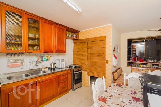 Foto 27 do(a) Apartamento de 3 quartos à venda em Tristeza, Porto Alegre