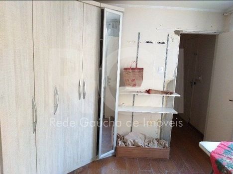 Foto 30 do(a) Casa em Condomínio de 4 quartos à venda em Santo Antônio, Porto Alegre