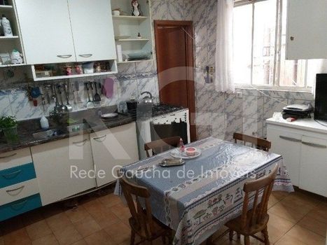 Foto 16 do(a) Casa em Condomínio de 4 quartos à venda em Santo Antônio, Porto Alegre