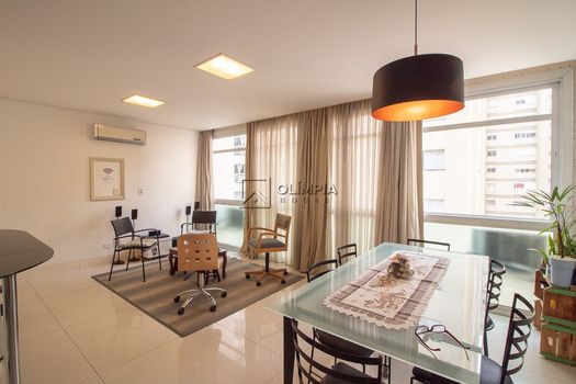 Foto 2 do(a) Apartamento de 3 quartos à venda em Jardim Paulista, São Paulo