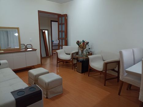 Foto 2 do(a) Apartamento de 2 quartos à venda em Itaipava, Petrópolis