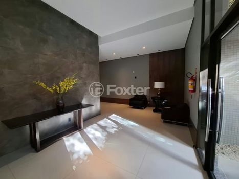Foto 32 do(a) Apartamento de 3 quartos à venda em Petrópolis, Porto Alegre