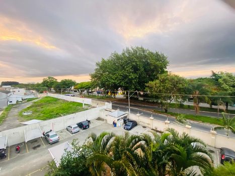 Foto 3 do(a) Apartamento de 3 quartos à venda em Jardim dos Estados, Taubaté