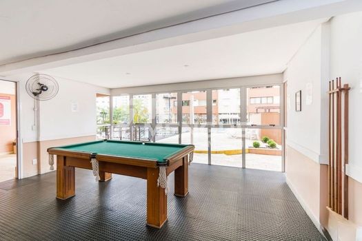 Foto 40 do(a) Apartamento de 3 quartos à venda em Vila Ipiranga, Porto Alegre
