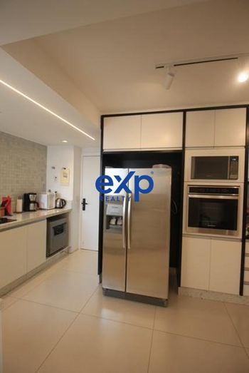 Foto 5 do(a) Apartamento de 3 quartos à venda em Jardim Londrina, São Paulo