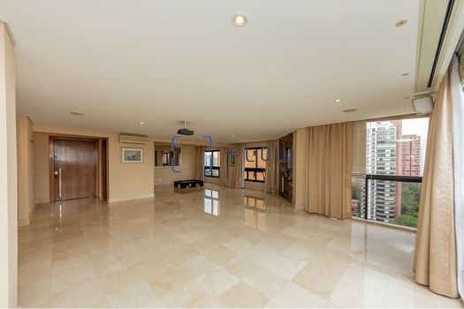 Foto 3 do(a) Apartamento de 4 quartos à venda em Vila Suzana, São Paulo
