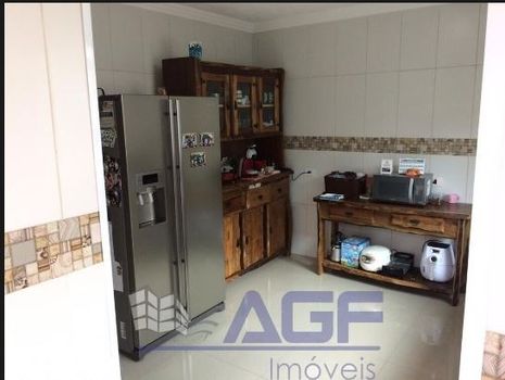Foto 6 do(a) Casa de 4 quartos à venda em Jardim Melo, São Paulo