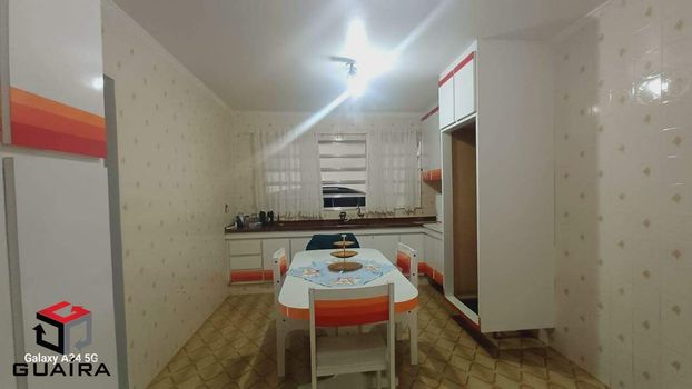 Foto 10 do(a) Casa de 3 quartos à venda em Vila Tibiriçá, Santo André