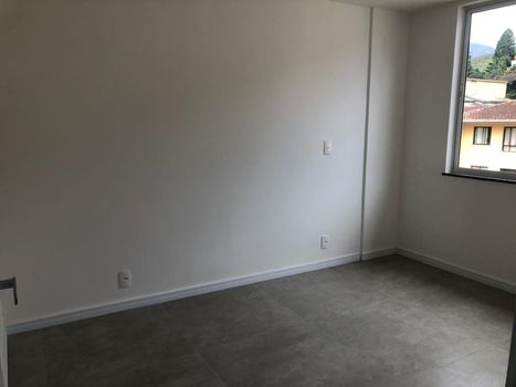 Foto 5 do(a) Cobertura de 3 quartos para alugar em Retiro, Petrópolis