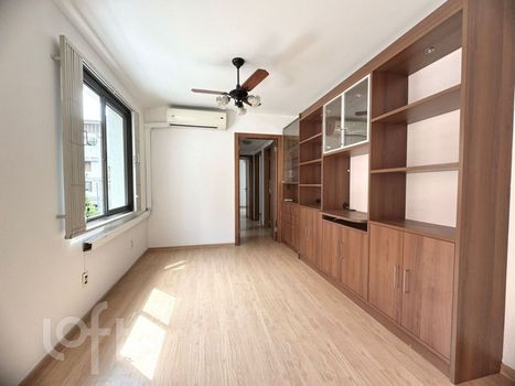 Foto 2 do(a) Apartamento de 3 quartos à venda em Petrópolis, Porto Alegre
