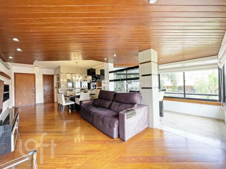 Foto 5 do(a) Apartamento de 2 quartos à venda em Petrópolis, Porto Alegre