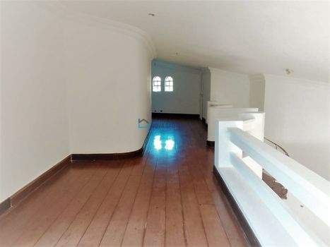 Foto 17 do(a) Casa de 4 quartos à venda em Jardim Leonor, São Paulo