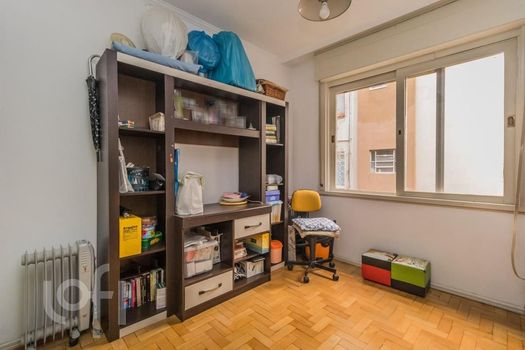 Foto 17 do(a) Apartamento de 4 quartos à venda em Centro Histórico, Porto Alegre