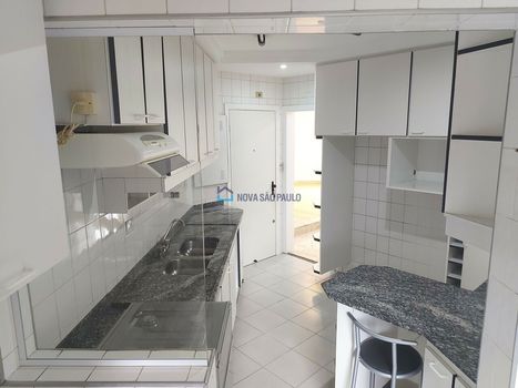Foto 21 do(a) Apartamento de 3 quartos à venda em Indianópolis, São Paulo