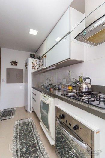 Foto 5 do(a) Apartamento de 2 quartos à venda em Teresópolis, Porto Alegre
