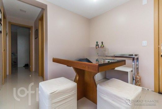 Foto 8 do(a) Apartamento de 2 quartos à venda em Teresópolis, Porto Alegre