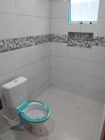 Foto 10 do(a) Casa em Condomínio de 3 quartos à venda em Balneário Gardem Mar, Caraguatatuba