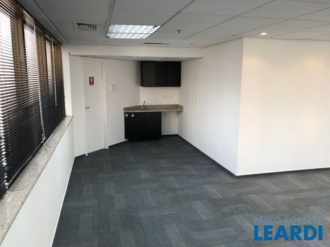 Foto 8 do(a) Sala / Conjunto Comercial false para alugar em Perdizes, São Paulo