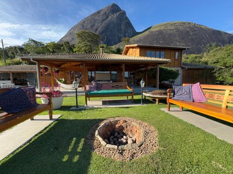 Foto 1 do(a) Casa em Condomínio de 4 quartos à venda em Cuiabá, Petrópolis