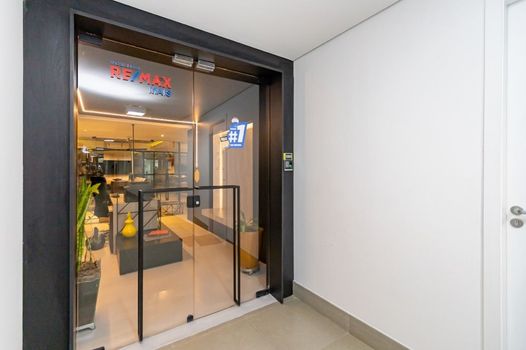 Foto 39 do(a) Sala / Conjunto Comercial false para alugar em Água Verde, Curitiba