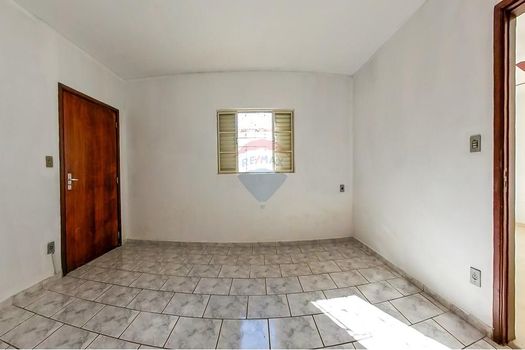 Foto 6 do(a) Casa de 3 quartos à venda em Centro, Araras