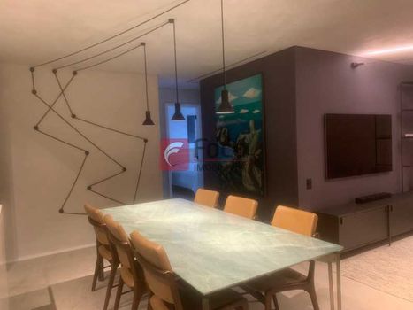 Foto 4 do(a) Apartamento de 2 quartos à venda em Lagoa, Rio de Janeiro