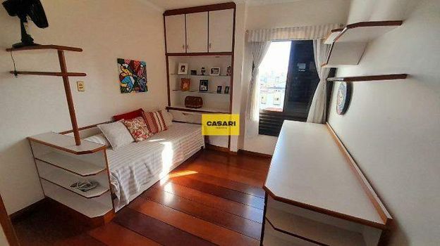 Foto 14 do(a) Apartamento de 4 quartos à venda em Parque das Nações, Santo André