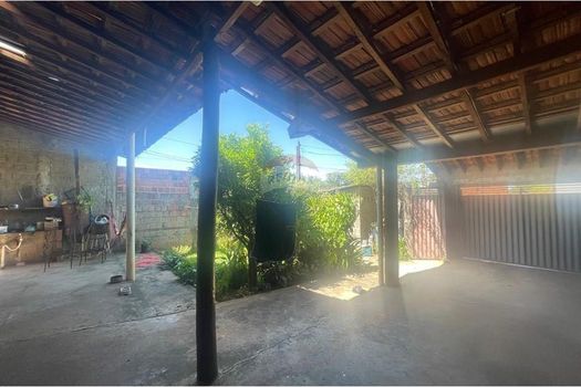 Foto 2 do(a) Casa de 3 quartos à venda em Residencial Manabu Mabe, Lins