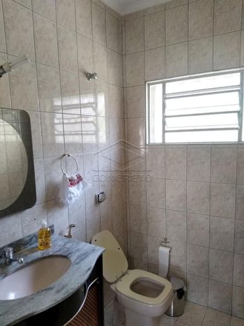Foto 4 do(a) Casa de 4 quartos à venda em Jardim Paulista, Bauru