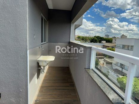 Foto 21 do(a) Cobertura de 2 quartos à venda em Segismundo Pereira, Uberlândia