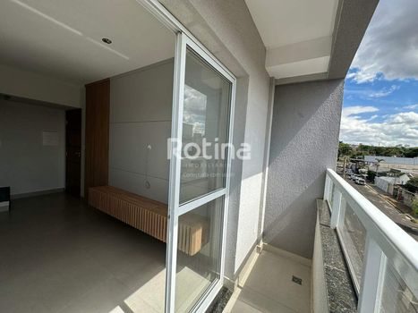 Foto 4 do(a) Cobertura de 2 quartos à venda em Segismundo Pereira, Uberlândia