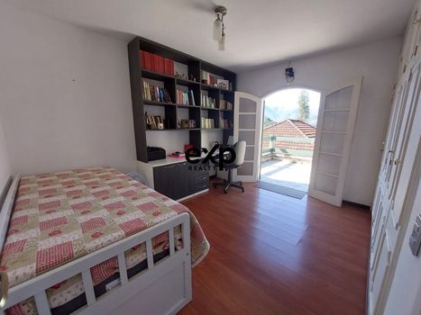 Foto 6 do(a) Casa de 3 quartos à venda em Mosela, Petrópolis