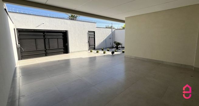 Foto 2 do(a) Casa de 3 quartos à venda em Setor Faiçalville, Goiânia