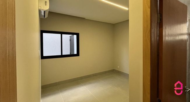 Foto 11 do(a) Casa de 3 quartos à venda em Setor Faiçalville, Goiânia