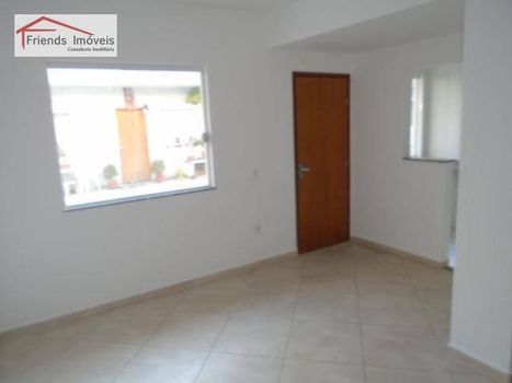 Foto 3 do(a) Casa em Condomínio de 2 quartos para alugar em Bento Ribeiro, Rio de Janeiro