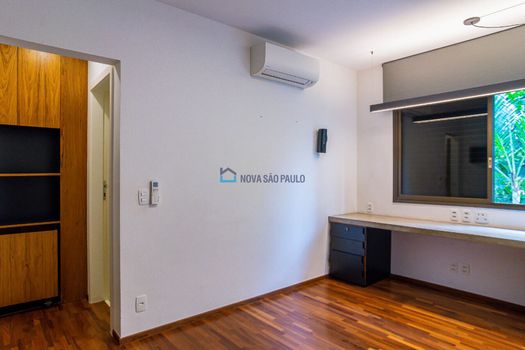 Foto 8 do(a) Apartamento de 3 quartos à venda em Aclimação, São Paulo