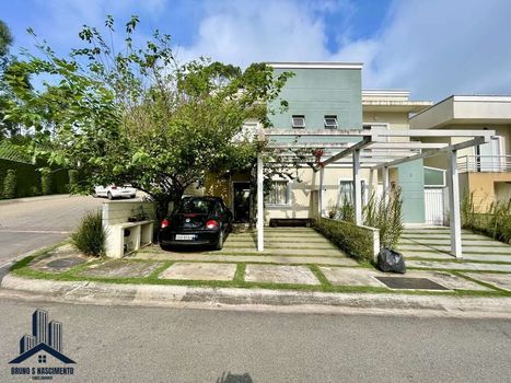 Foto 1 do(a) Casa de 3 quartos à venda em Jardim São Vicente, Cotia