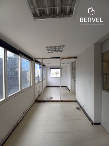 Foto 16 do(a) Sala / Conjunto Comercial false para alugar em Centro, Rio de Janeiro