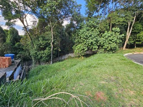 Foto 6 do(a) Terreno false à venda em Chácara Roselândia, Cotia