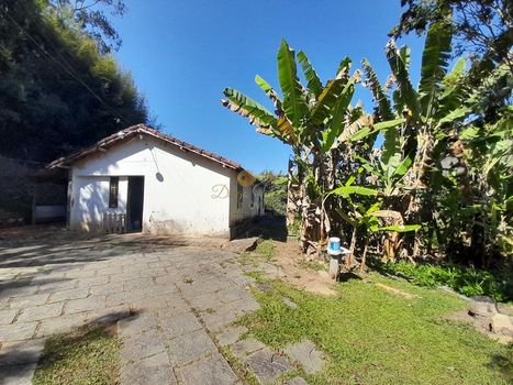 Foto 5 do(a) Casa de 5 quartos à venda em Parque do Imbui, Teresópolis
