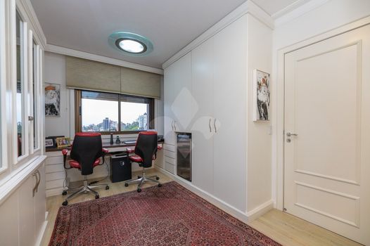 Foto 5 do(a) Apartamento de 4 quartos à venda em Auxiliadora, Porto Alegre