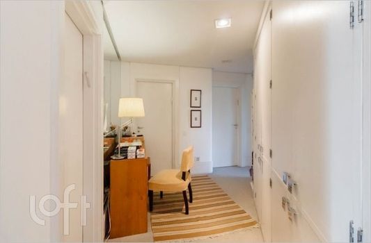 Foto 1 do(a) Apartamento de 4 quartos à venda em Real Parque, São Paulo