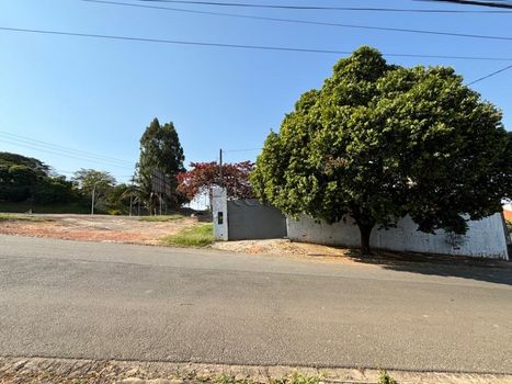 Foto 2 do(a) Casa em Condomínio false à venda em Jardim Sevilha, Indaiatuba