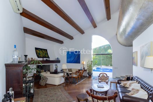 Foto 3 do(a) Casa de 3 quartos à venda em Jardim Leonor, São Paulo